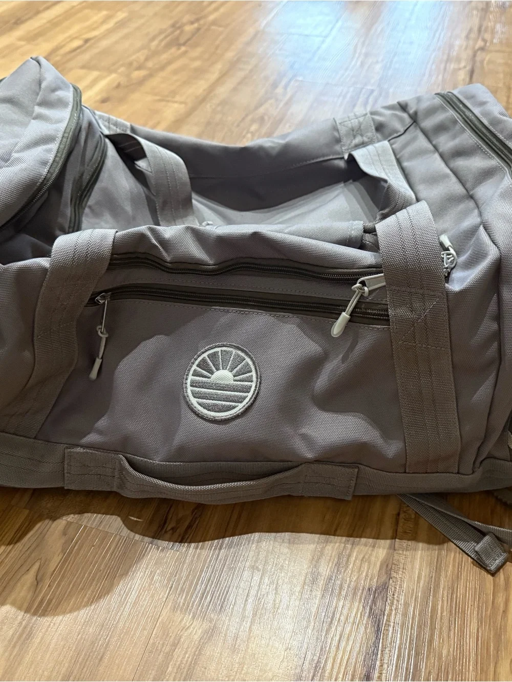 Tobi Gray Men’s Duffel Bag with Multiple Compartments